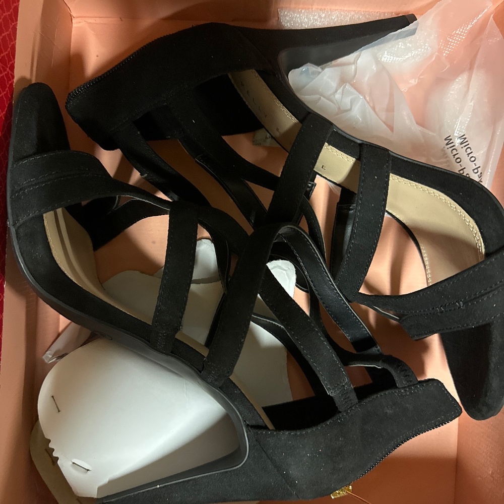 Kelly & Katie Kinsley Heels